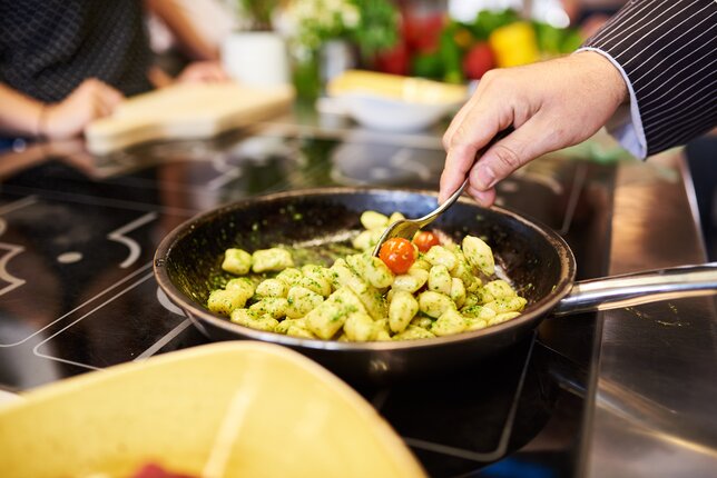 Kochkurs im Bio-Gasthaus Leibspeis' | © SONNENTOR/@nudlholz.at