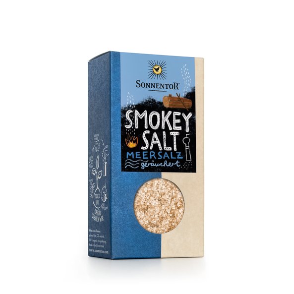Foto von einer Packung Smokey Salt. Die Packung hat ein blau - schwarzes Etikett auf dem groß Smokey Salt steht.