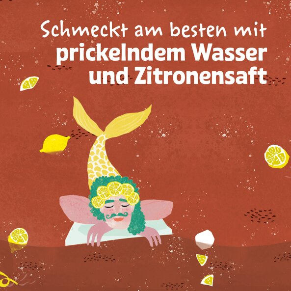 Illustration mit Figur und Text „Schmeckt am besten mit prickelndem Wasser und Zitronensaft“ | © SONNENTOR