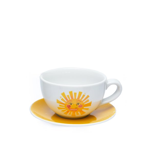 Foto von der Sonne Teetasse und Untertasse. Die weiße Tasse mit der gelben Sonne darauf steht auf einer gelben Untertasse.