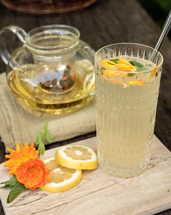 Sommerkräuter Mocktail | © SONNENTOR