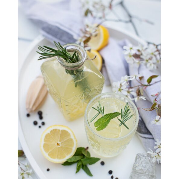 Gin alkoholfrei - Basisrezept für Wacholdersirup