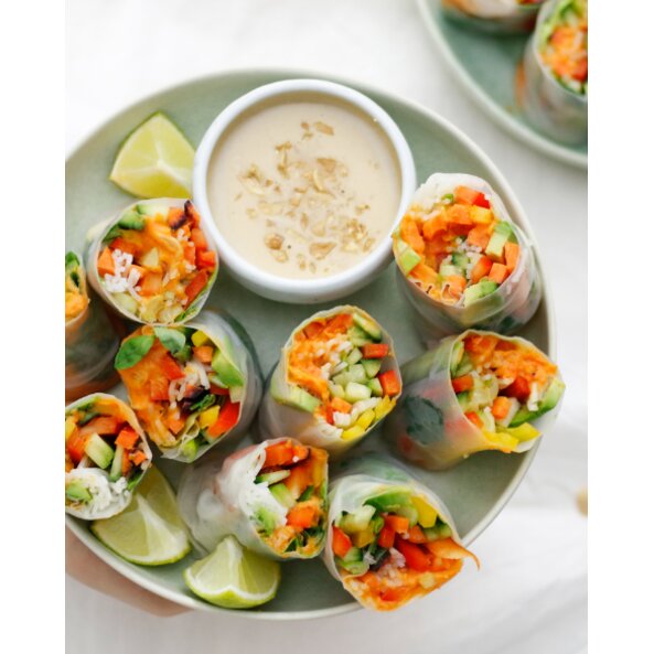 Veggie-Sommerrollen mit Erdnuss-Kokos Dip