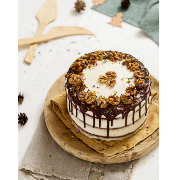 Walnuss-Ingwer Torte mit Schokoglasur