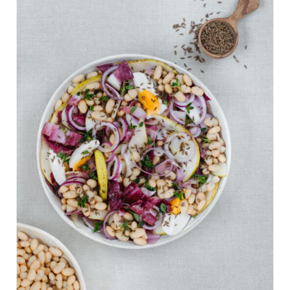 Birnen Bohnen Salat mit Ei und Kümmel-Dressing