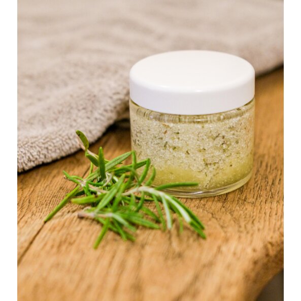 Bodyscrub mit ätherischen Ölen