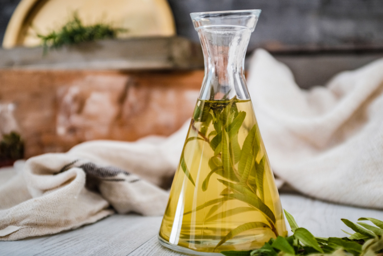 Kräuteröl &amp; Kräuteressig - SONNENTOR.com